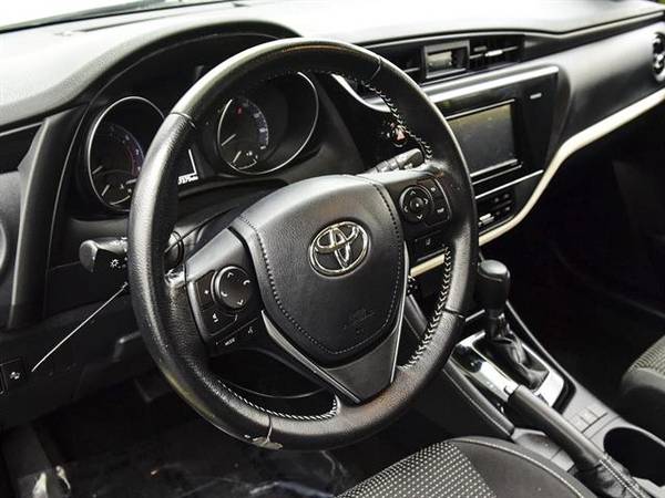 2017 Toyota Corolla iM Hatchback 4D hatchback GREEN - FINANCE ONLINE for sale in Houston, TX – photo 2