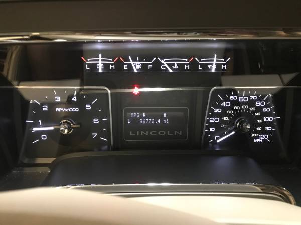 2013 Lincoln Navigator L - White for sale in New Braunfels, TX – photo 23