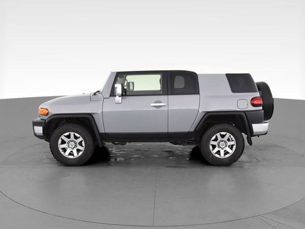 2014 Toyota FJ Cruiser Sport Utility 2D suv Gray - FINANCE ONLINE -... for sale in Washington, District Of Columbia – photo 5