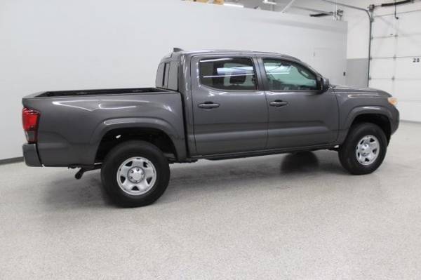 2019 Toyota Tacoma SR pickup Magnetic Gray Metallic for sale in Nampa, ID – photo 4