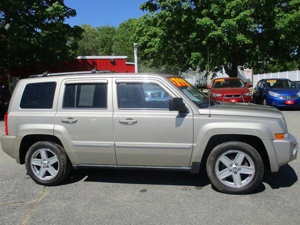 2010 Jeep Patriot Limited 4WD - cars & trucks - by dealer - vehicle... for sale in Somersworth , NH – photo 4