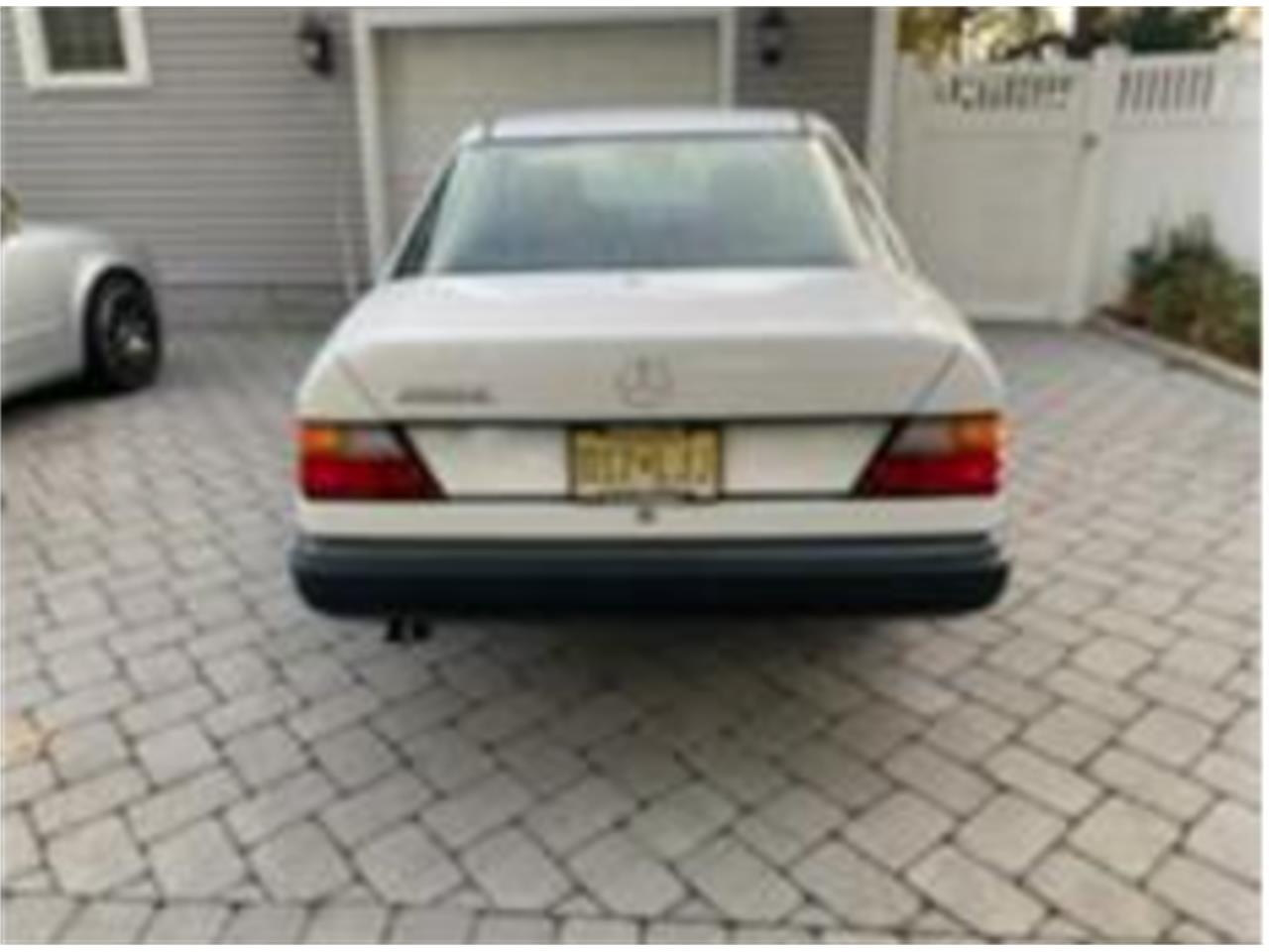 1987 Mercedes-Benz 260 for sale in Maywood, NJ – photo 4