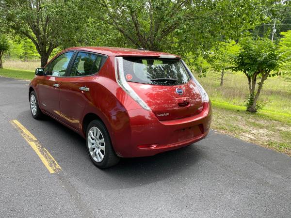 2015 NISSAN LEAF S HATCHBACK - FULLY ELECTRIC - - by for sale in Tallahassee, FL – photo 3