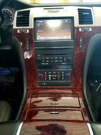 2013 Cadillac Escalade ESV AWD 4dr Luxury - - by for sale in Grant, MI – photo 22