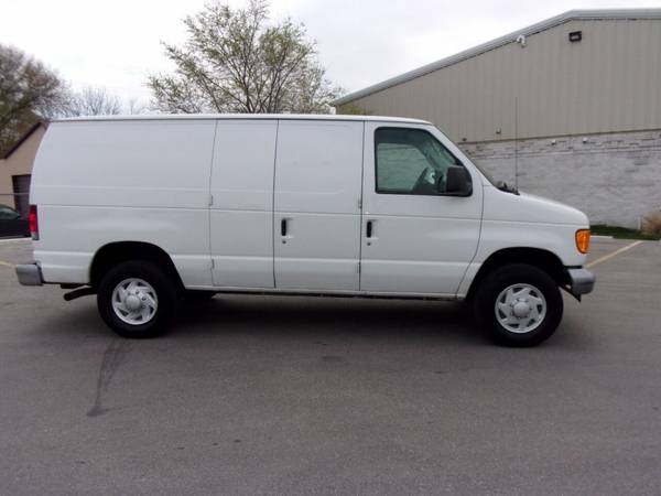 2006 Ford E-Series Cargo E 350 SD 3dr Van - - by for sale in Waukesha, WI – photo 4