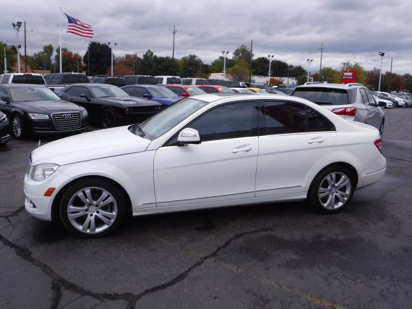 2009 MERCEDES BENZ C300**LIKE NEW**MUST SEE**SUPER CLEAN**FINANCING AV for sale in Detroit, MI – photo 4
