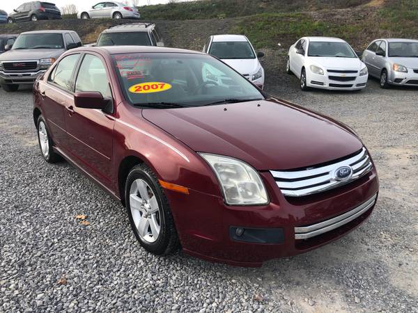 JUST IN 2007 FORD FUSION AWD W/ WARRANTY RUNS GREAT - cars & trucks... for sale in MIFFLINBURG, PA – photo 3