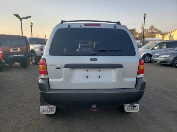 2004 FORD ESCAPE XLT 4X4 - cars & trucks - by dealer - vehicle... for sale in Sparks, NV – photo 5