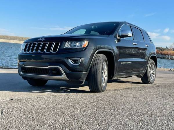 2014 Jeep Grand Cherokee - Financing Available! - cars & trucks - by... for sale in Junction City, MO – photo 11
