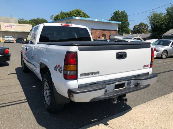 🚗* 2005 GMC Sierra 1500 SLT 4dr Extended Cab 4WD SB - cars & trucks... for sale in Milford, CT – photo 15