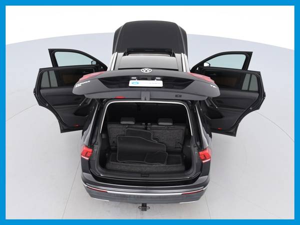 2018 VW Volkswagen Tiguan 2 0T SEL Sport Utility 4D suv Black for sale in Winston Salem, NC – photo 18