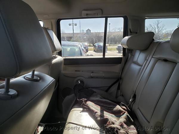 2007 *Jeep* *Commander* *4WD 4dr Limited* Gold - cars & trucks - by... for sale in Woodbridge, District Of Columbia – photo 9
