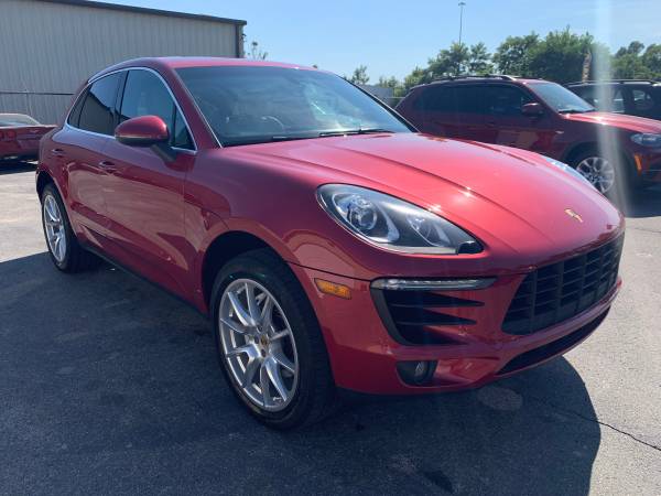 2016 Porsche Macan S AWD Impulse Red Metallic 1 Owner - cars & for sale in Jeffersonville, KY – photo 5