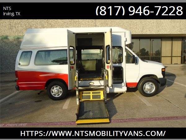 09 FORD E350 ADA VAN MOBILITY HANDICAPPED WHEELCHAIR LIFT ALL SERVICED for sale in Irving, AR