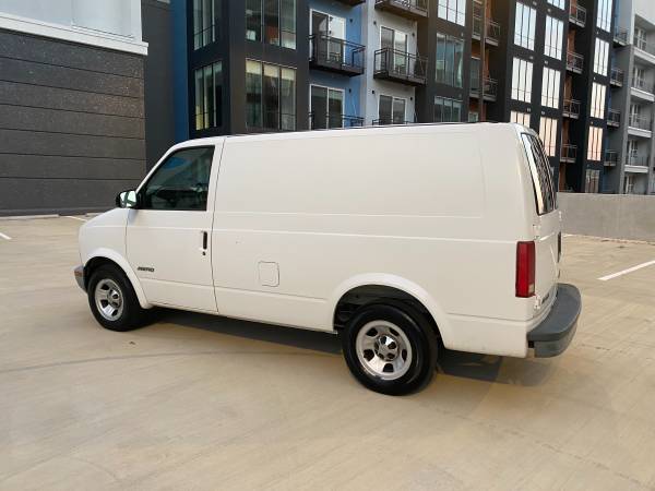 2002 Chevy Astro *NICE!* - cars & trucks - by owner - vehicle... for sale in Greensboro, NC – photo 3