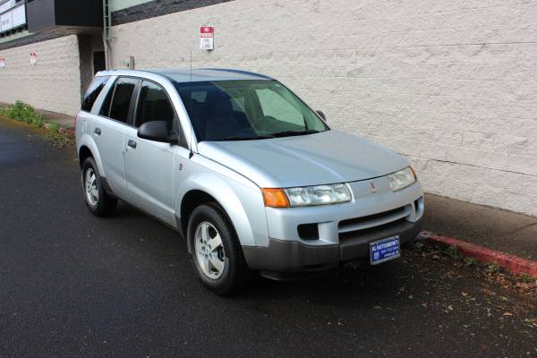 2005 Saturn Vue SUV 2wheel drive - 5 speed manual transmission! for sale in Corvallis, OR – photo 4
