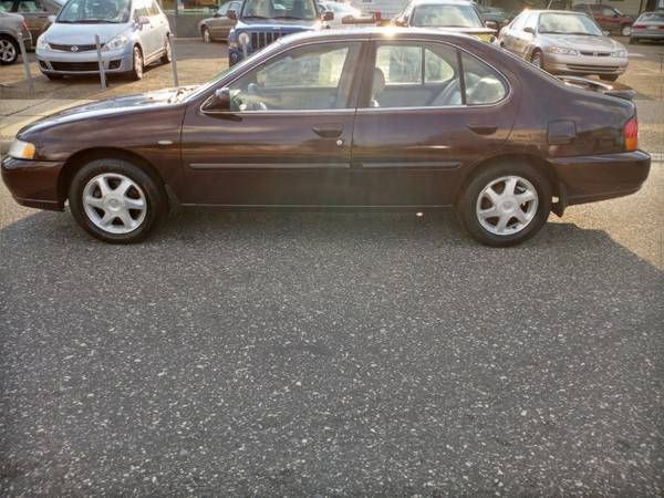 1999 Nissan Altima GLE - cars & trucks - by dealer - vehicle... for sale in Gloucester, DE – photo 7