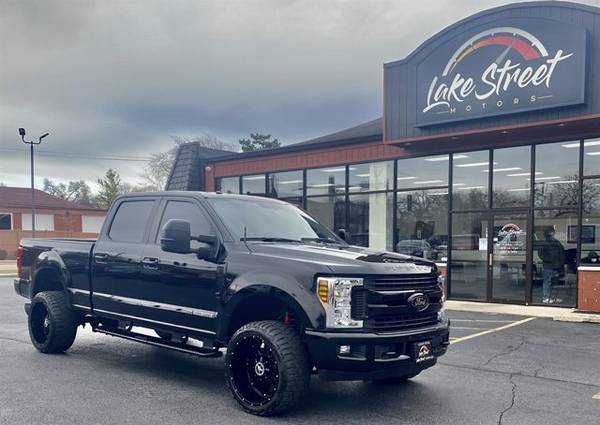 2017 Ford Super Duty F-250 SRW SUPER DUTY XLT - cars & trucks - by... for sale in Grayslake, IL – photo 4