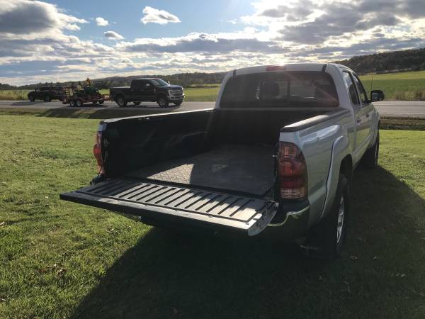 2006 Toyota Tacoma *LOW MILES* - cars & trucks - by owner - vehicle... for sale in Hydeville, VT – photo 18