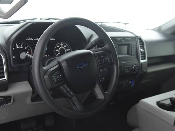 2016 Ford F150 SuperCrew Cab XLT Pickup 4D 5 1/2 ft pickup Dk. Gray - for sale in Knoxville, TN – photo 2