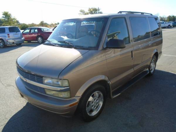 2003 Chevrolet Astro 2WD for sale in Mooresville, IN – photo 4