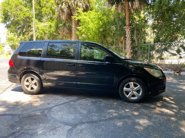 10 VW Routan LEATHER-DVDS 1 YEAR WARRANTY-NO DEALER FEES-CLEAN TITLE for sale in Gainesville, FL – photo 4