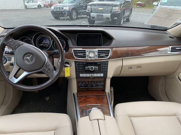 2014 Mercedes-Benz E-Class E350 4MATIC Sedan for sale in Round Lake, NY – photo 17