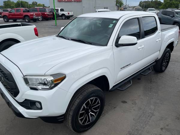 2016 Toyota Tacoma SR5 - - by dealer - vehicle for sale in Hollywood, FL – photo 3