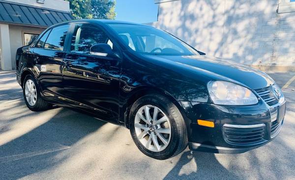 2010 Volkswagen Jetta BLACK ON BLACK with leather! for sale in Fort Worth, TX – photo 2