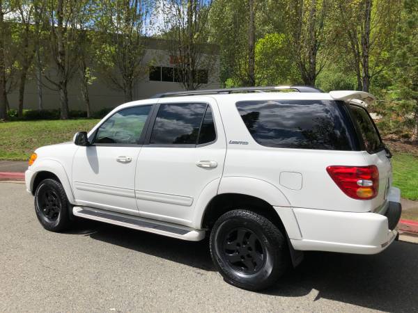 2002 Toyota Sequoia Limited 4WD - Clean title, Third row, Low for sale in Kirkland, WA – photo 7