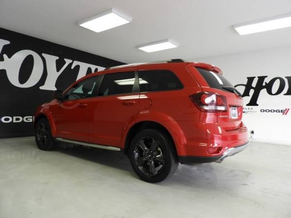 2018 Dodge Journey Crossroad FWD - A Quality Used Car! for sale in Sherman, TX – photo 5