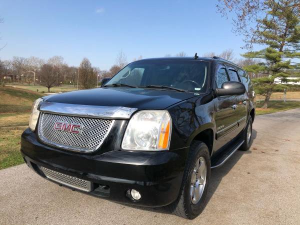 2008 GMC Yukon Denali - cars & trucks - by dealer - vehicle... for sale in Indianapolis, IN – photo 3