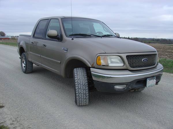 2001 Ford F-150 4x4 4 Door Auto for sale in Spring Grove, WI – photo 2