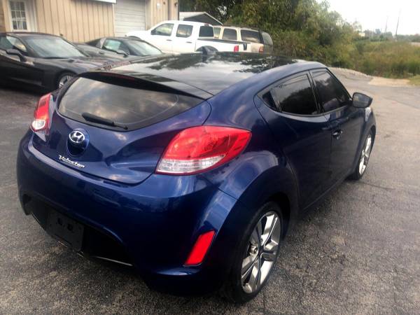 2017 Hyundai Veloster Base 6MT -EASY FINANCING AVAILABLE - cars &... for sale in Mount Juliet, TN – photo 6
