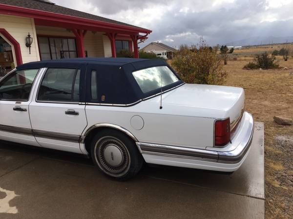 1990 Lincoln Town Car - cars & trucks - by owner - vehicle... for sale in Prescott Valley, AZ – photo 2