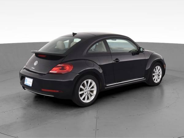 2017 VW Volkswagen Beetle 1 8T SE Hatchback 2D hatchback Black for sale in Boston, MA – photo 11