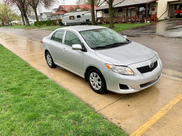 2009 Toyota Corolla Base 4-Speed AT - - by dealer for sale in Warsaw, IN – photo 3