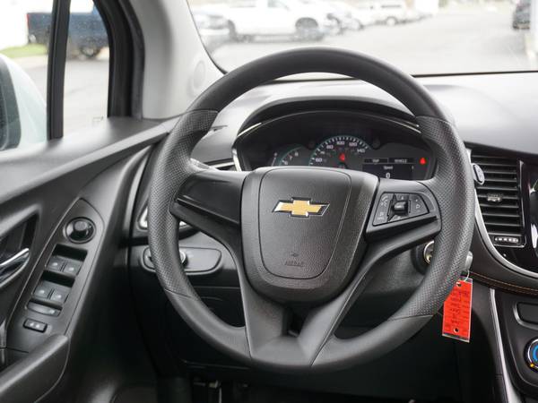 2018 Chevrolet Chevy Trax LS - - by dealer - vehicle for sale in Plainwell, MI – photo 10