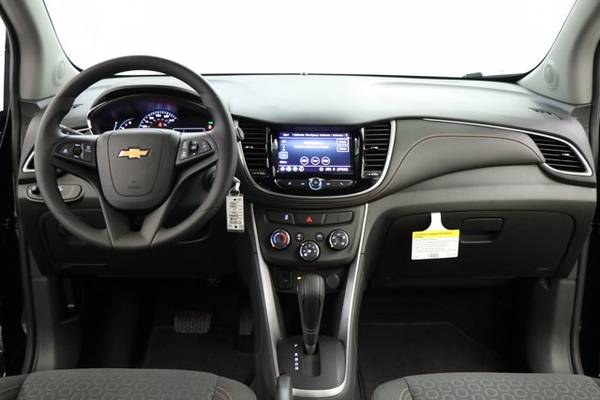 NEW! 2021 Chevrolet *TRAX LS* SUV Black *CAMERA - BLUETOOTH* - cars... for sale in Clinton, AR – photo 5