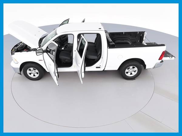 2020 Ram 1500 Classic Crew Cab SLT Pickup 4D 6 1/3 ft pickup White for sale in Cambridge, MA – photo 16