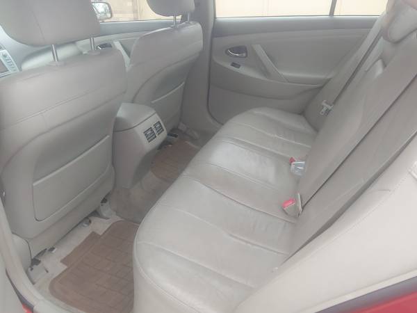 2007 Toyota Camry Hybrid - cars & trucks - by owner - vehicle... for sale in Chicago, IL – photo 8