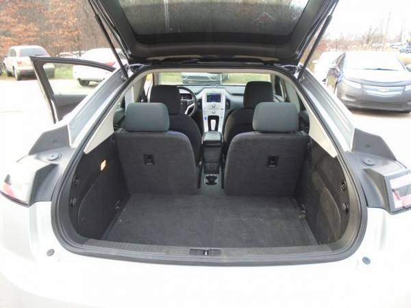 2012 Chevrolet Volt Base 4dr Hatchback - - by dealer for sale in Kalamazoo, MI – photo 10