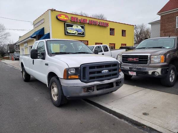 🚗 2006 FORD F-250 SUPER DUTY “XL” 4 DOOR SUPERCAB LB - cars & trucks... for sale in Milford, NJ – photo 2
