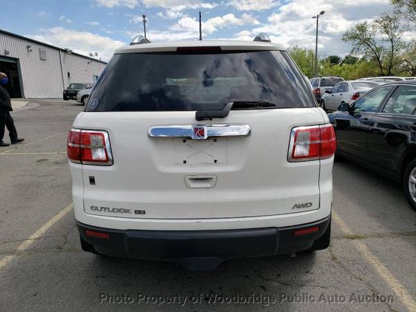 2007 Saturn Outlook AWD 4dr XE White - - by for sale in Woodbridge, District Of Columbia – photo 5