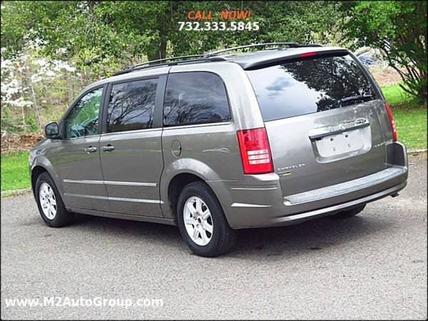 2010 Chrysler Town Country Touring Plus 4dr Mini Van for sale in East Brunswick, NJ – photo 20