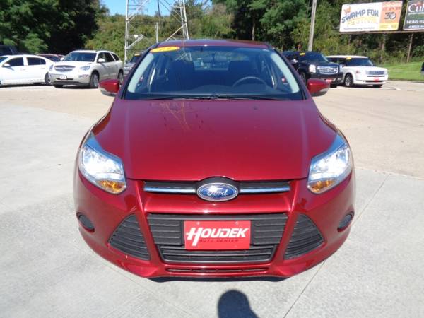 2013 Ford Focus SE Sedan for sale in Marion, IA – photo 2