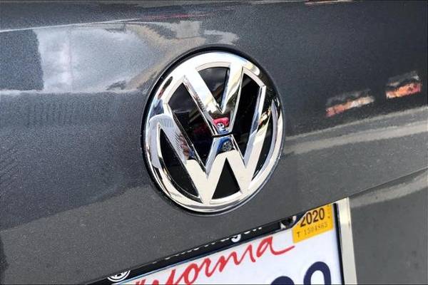 2019 Volkswagen Jetta Certified VW R-Line Auto w/SULEV Sedan - cars... for sale in Honolulu, HI – photo 7