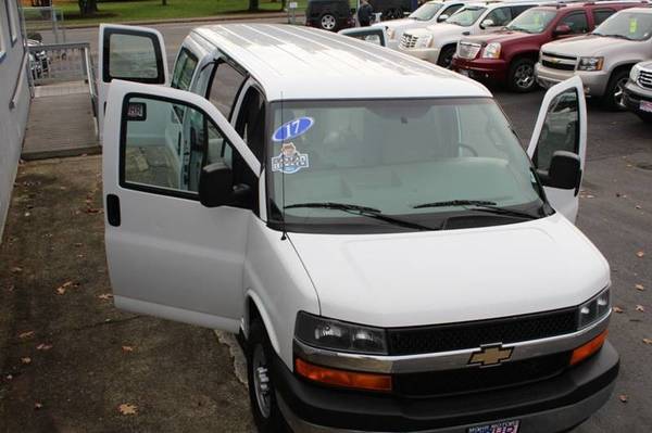 2017 Chevrolet Express Cargo Chevy 2500 3dr Extended Cargo Van Cargo V for sale in Salem, OR – photo 23