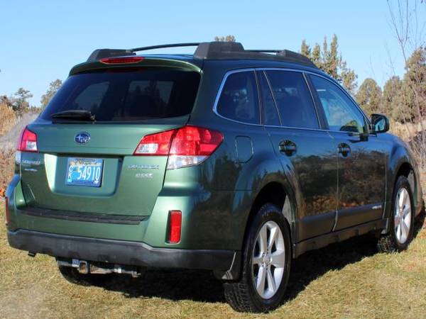 2013 Subaru Outback Premium 4D Wagon - cars & trucks - by dealer -... for sale in Redmond, OR – photo 3