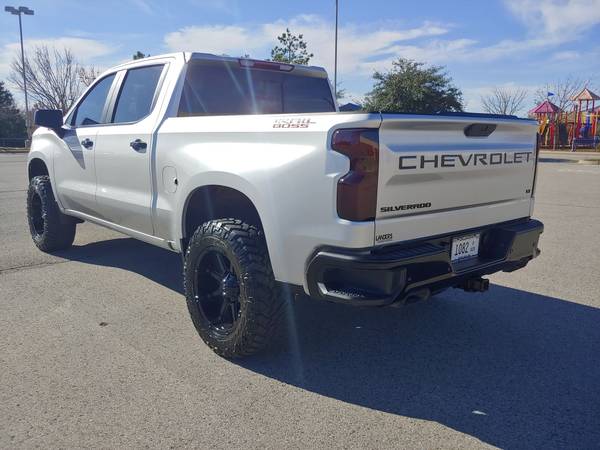 2020 CHEVROLET SILVERADO TRAIL BOSS 4X4 LOW MILES! 1 OWNER! LIFTED!... for sale in Norman, TX – photo 4